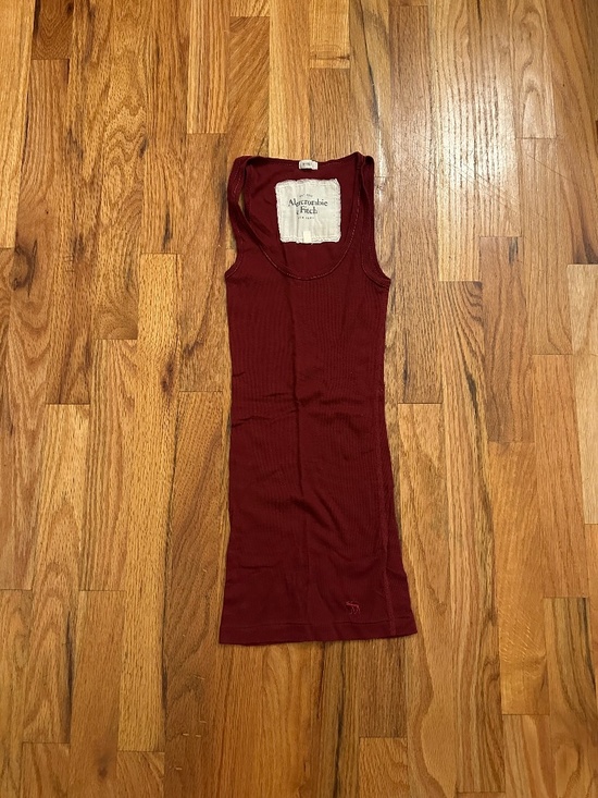 Abercrombie & Fitch Tops - Abercrombie & Fitch XS Burgundy Stretch Long Tank Top Moose Logo Y2K
